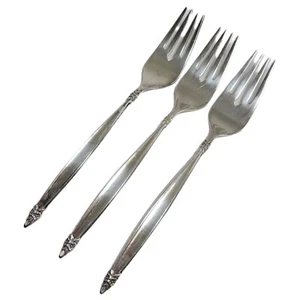GARLAND 1847 Rogers Silverplate IS International Silver 1965 Tres tenedores para ensaladas - Imagen 1 de 2