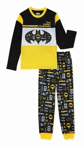 BATMAN CAPED CRUSADER Pajamas Sleepwear Set w/Fleece Pants NWT Boys Size 4-5 $32 - Picture 1 of 3