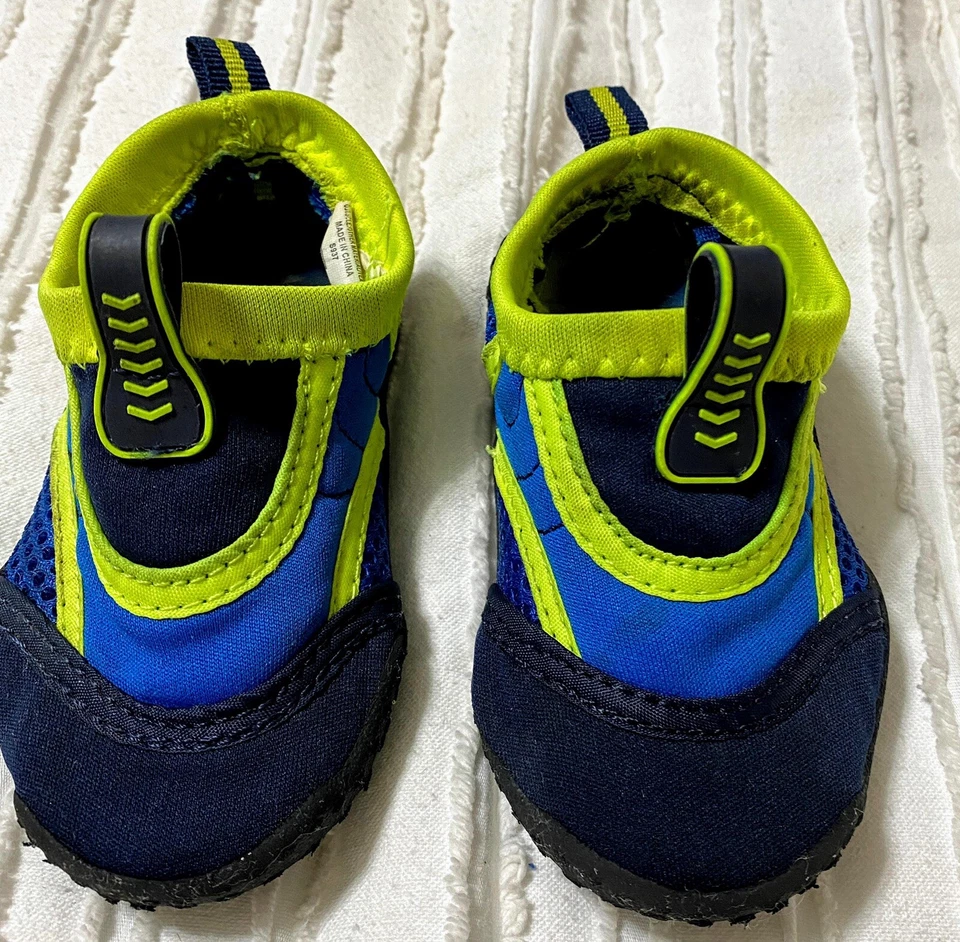 Koala Kids Water Shoes Size 6 Foto 1 de 4