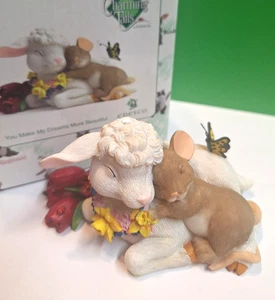 Estatuilla de Mackenzie y Cordero Charming Tails TÚ HACES MIS SUEÑOS MÁS BELLOS - Imagen 1 de 7