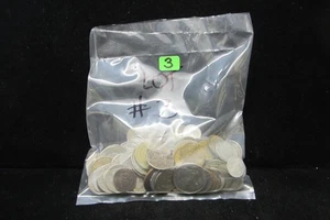 LOTE DE MONEDAS EXTRANJERAS DEL MUNDO #3 - 1 LIBRA + - BONITA MEZCLA - SIN PLATA NI ORO - Imagen 1 de 3