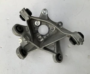 OEM Tesla Model Y 2020-2024 Right Rear Suspension Knuckle Spindle 1188416-00-F - Bild 1 von 13