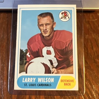 Larry Wilson 1968 Topps Football Card #164 HOF NM Range - Image 1 of 4
