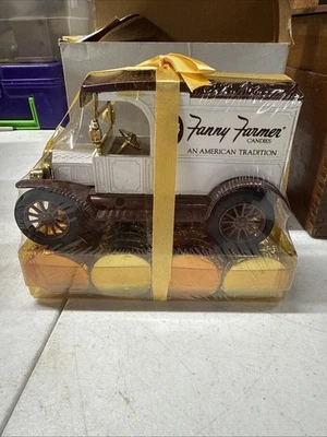 Fanny Farmer Candies 1913 Ford Modelo T Delivery Van Coche Banco Juguete SELLADO CON CARAMELOS Foto 1 de 4