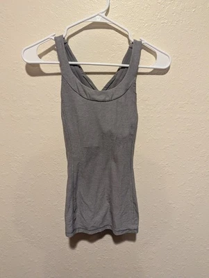 Camiseta sin mangas Lululemon para mujer talla 2 gris entrecruzada espalda sujetador incorporado  Foto 1 de 4