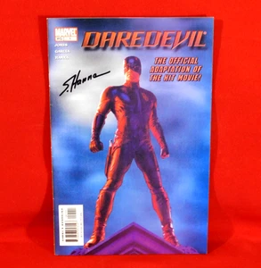 DAREDEVIL #1 OFFICIAL MOVIE ADAPTATION SIGNED BY ARTIST SCOTT HANNA - Picture 1 of 7