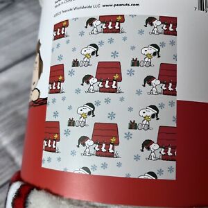 Berkshire Peanuts Woodstock Snoopy Dog Christmas Throw Blanket Doghouse 50x70