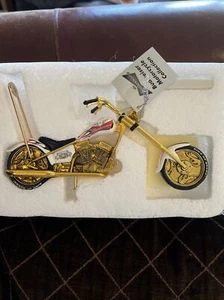 Rare King Of The Road The Budweiser Motorcycle Collection A Small Scale Diecast - Picture 1 of 4