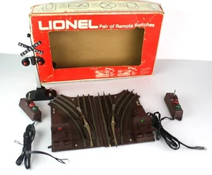 Lionel 5125 Pair of O27 Gauge Remote Control Switches & 154 Automatic Road Cross - Picture 1 of 7