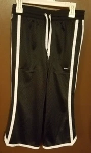 GIRLS NIKE Dri-fit CAPRI PANTS BLACK SIZE: MEDIUM 10-12 - Picture 1 of 6