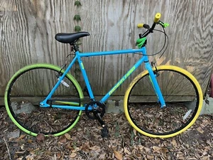 700c Ridgeland Hybrid Bike Steel Frame Stylish Color Design, Rider Height 5'4"+ - Picture 1 of 1