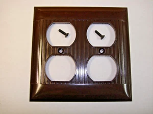 Brown Sierra Duplex Receptacle Outlet Wall Cover Plate Two Gang Uniline - Picture 1 of 3