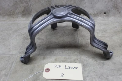 07-14 Yamaha Grizzly 450 Primary Clutch Drive Converter Bearing Housing Guard Foto 1 de 4