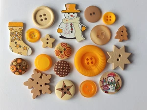 Knöpfe beige dunkelgelb Mischung Konvolut Basteln Weihnachten - Bild 1 von 1