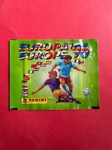 SEALED PACK BUSTINA SIGILLATA FIGURINE STICKERS CALCIATORI PANINI EUROPA 96 1996 - Foto 1 di 2