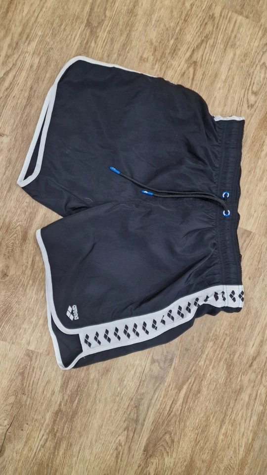 Arena Schwimmshorts Badehose Badeshort Schwarz  Gr. M - Bild 1 von 1