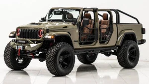 2025 Jeep Gladiator NightHawk 4x4 4dr Crew Cab 5.0 ft. SB - Picture 1 of 40