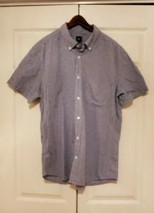 The Gap Men's Size XL Blue & White Short Sleeve Button-Down Shirt - Picture 1 of 7