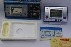 Nintendo Game & Watch Silver Fire RC-04 Made in Japan 1980 Top Zustand - Bild 1 von 21