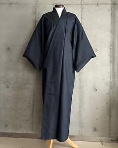 EM032: Vintage Japanese Men's Kimono. Silk. Oshima Tsumugi. Length 144cm/56.6. - Picture 1 of 10