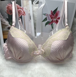 Sujetador vintage rosa satinado poliéster copa suave encaje con aros forrado a rayas 34C - Imagen 1 de 14