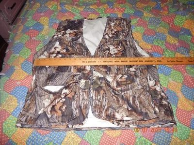 Gamehide, Hush Hide Camo vest - Style 201, 100% polyester, Large size - Image 1 of 4