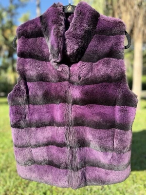Pologeorgis 紫色和黑色兔子毛皮背心 – 100% 真丝衬里 – M 码 – 正品 — 第 1/4 张图片