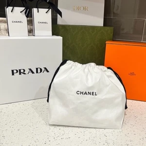 Neu Chanel Kordelzug Geschenkbeutel Staubbeutel - Bild 1 von 3