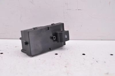 OPEL Mokka / x Anteriori Destro Porta Pulsante Alzacristalli 22915102 1.4 - Immagine 1 di 3