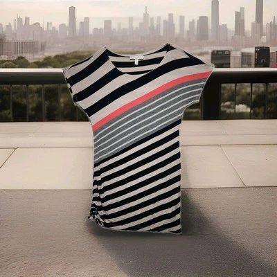 Jessica Simpson Maternity Women's Top Short Sleeve Striped Multicolor SZ M K0472 - Image 1 of 4