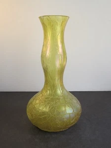 VINTAGE BÖHMISCHE TSCHECHISCHE KRALIK IRISIERENDE LIMETTENGRÜNE CRACKLE GLASVASE - Bild 1 von 8