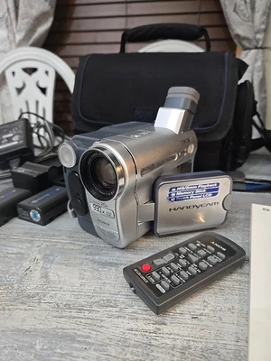 Sony DCR-TRV460 Digital8 HI8 8mm Video8 Camcorder VCR Player Video Tested - Image 1 of 4