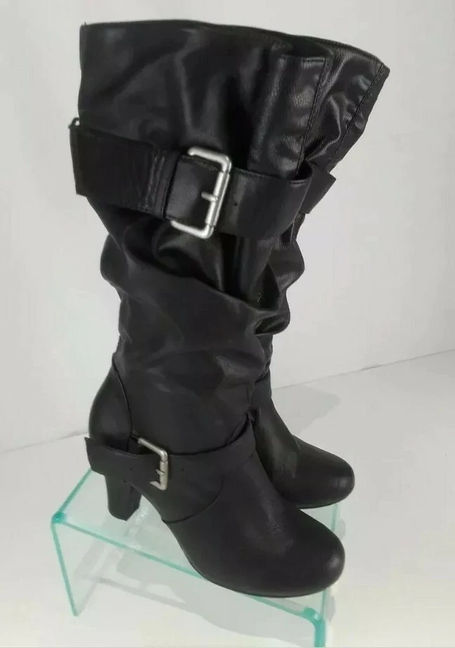 Botas Xhilaration Target negras debajo de la rodilla, hasta la pantorrilla con hebillas talla 7,5 Foto 1 de 4