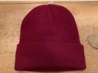 Urban Outfitters один размер Beanie шляпа, вино кардинал красный, новый с этикетками UO - Изображение 1 из 4