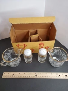 NOS Bartlett Collins box Set Etched Clear Glass Gold Trim Grapes Leaves shakers - Picture 1 of 7