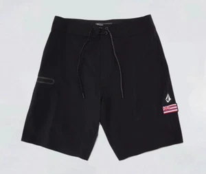 Volcom, Men-30/20, Cloaked Liberators 20(Hawaii), Black - Picture 1 of 4