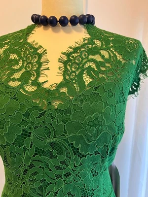 ivy + oak 44_Kleid_smaragdgrün_Spitze_neu mit Etikett - Bild 1 von 4