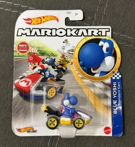 Hot Wheels Mario Kart Blue Yoshi Standard Kart Mattel 2020 nuevo en caja esquina áspera - Imagen 1 de 4