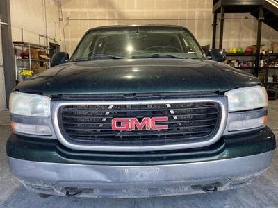 00-06 YKXL15 Grille exc. Denali **Chrome Bubbling** - Image 1 of 4