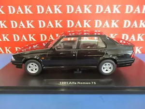Die cast 1/18 Modellino Auto Alfa Romeo 75 Black 1991 by Triple9 - Foto 1 di 6