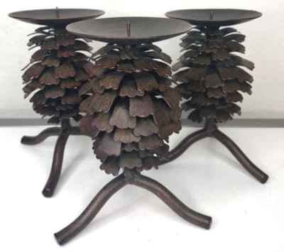 Conjunto de castiçais de metal rústico pinha/3 fazenda desgastada tom bronze 7" - Imagem 1 de 4