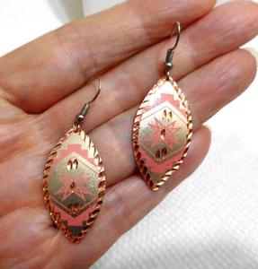 Copper & Metallic Enamel Pink Sunburst Southwestern Design Hook Earrings 2.6 gm - Picture 1 of 4