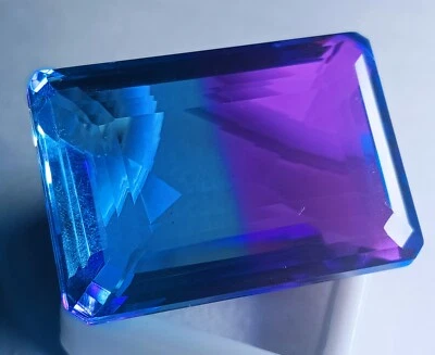 Piedra preciosa suelta en forma de esmeralda bicolor turmalina 105+ quilates con certificación EGL impecable Foto 1 de 4