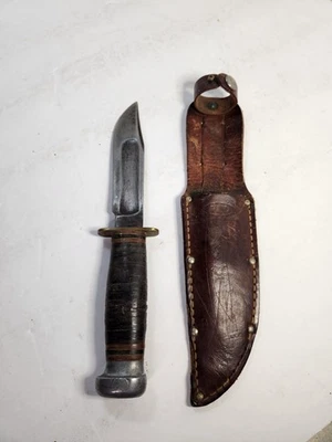 Vintage Camillus Fixed Blade Fighting Knife w/Leather Sheath Combat Military - Image 1 of 4