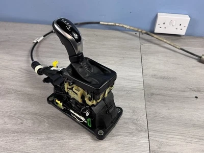 VOLVO S80 2014 AUTO GEAR STICK SELECTOR/D4/ 8 Speed Automatic/Shifter/31367685 - Image 1 of 4