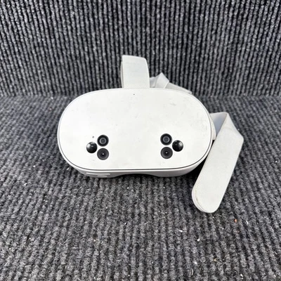 Meta Oculus Quest 3s VR Headset 128GB Model P97 - For Parts or Repair - Image 1 of 4