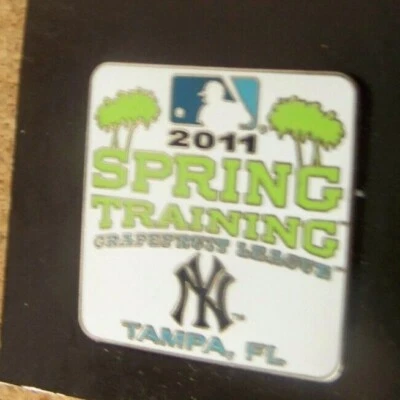 2011 NY N.Y. New York Yankees Spring Training Florida lapel pin  - Image 1 of 4
