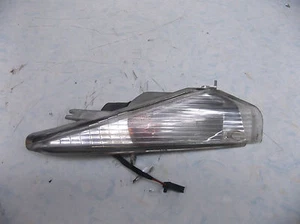 INDICADOR DELANTERO IZQUIERDO HONDA DYLAN 125 HONDA DYLAN SES 125 2004 - Imagen 1 de 1