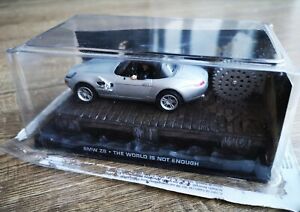 Fabbri James Bond 1/43 Scale BMW Z8 Diecast Car. The World Is Not Enough. 