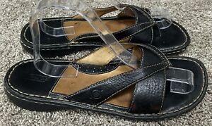 Born Sandals Womens 9/40.5 Thong Black Leather Casual Comfort Flats W31222